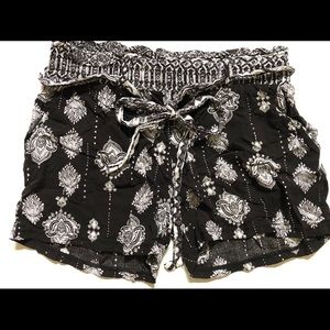 Blank and white shorts